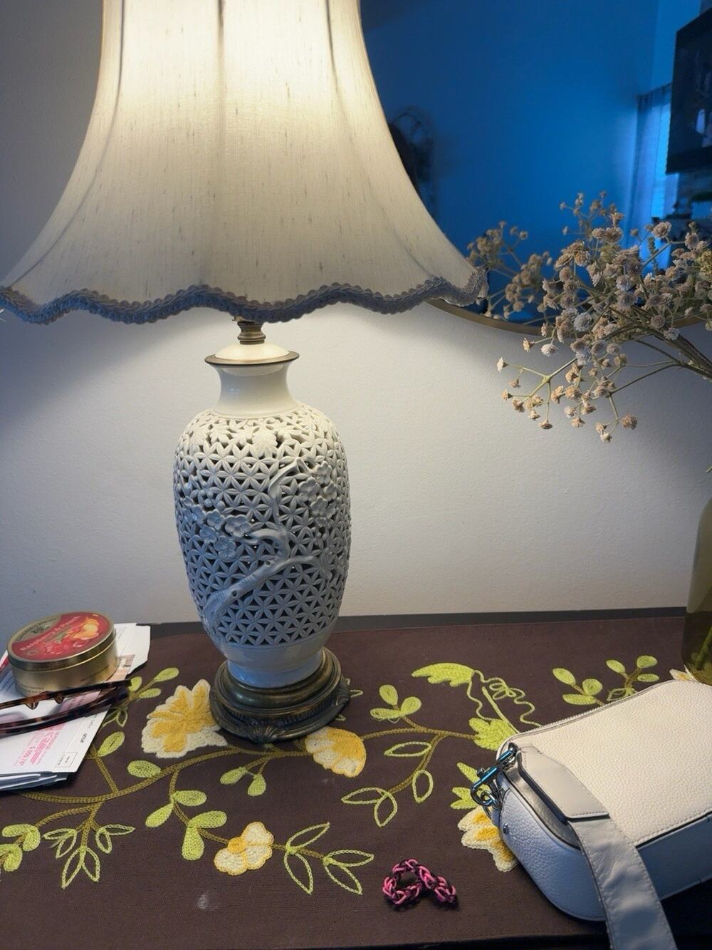 Vintage Porcelain Chinoiserie White Hand Painted Floral Vase Table Lamp